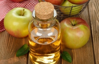 apple cider vinegar against arrival